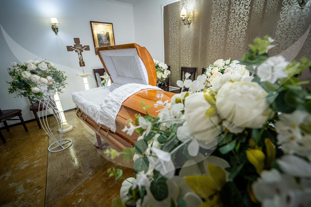 Servicii funerare Botosani Non Stop si Pompe Funebre Botosani Complete Non Stop